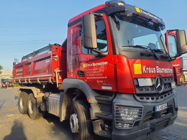 1d949557d94ca18d2869ce7d5d6652939193376694076486208