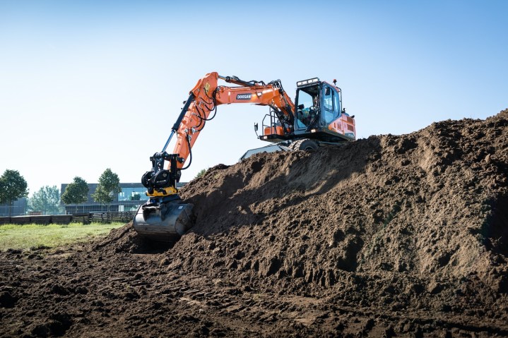 20210601_doosan_dx160w_action_18_edit-1656509488