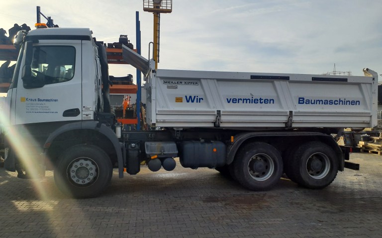 4d8f64d4ea644811f32eeaca4f3fd8d56044865056078179499