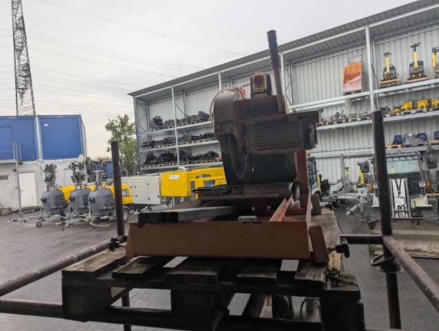 PXL_20260825_065017325