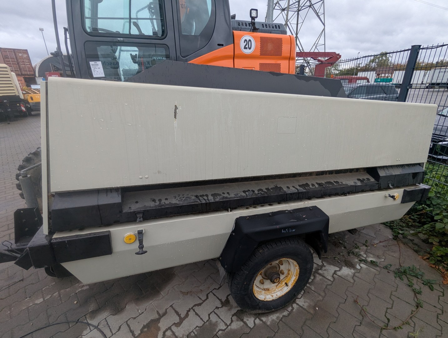 PXL_20261008_100344596