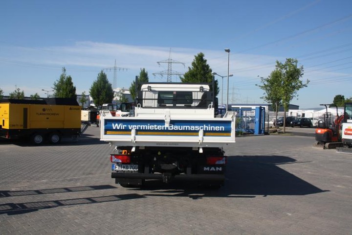 img_2860-(copy)-1588754692